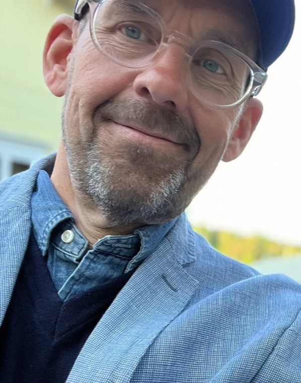 Kenneth Backman, B2B-strateg och SEO/AEO-expert